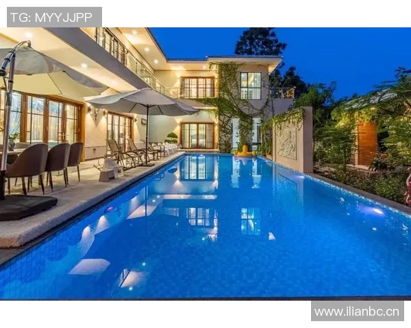 以泳池为中心的度假天堂打造,畅享水上乐趣与宁静休闲的完美融合